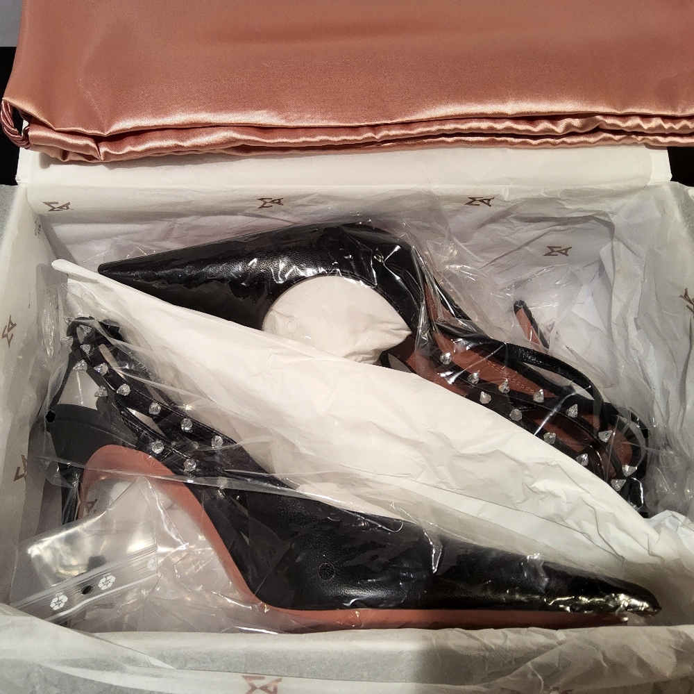 Sold— Amina Muaddi Pumps, sz 10/40, NEW IN BOX